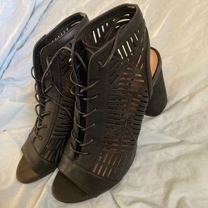 Sam Edelman black lace up heels